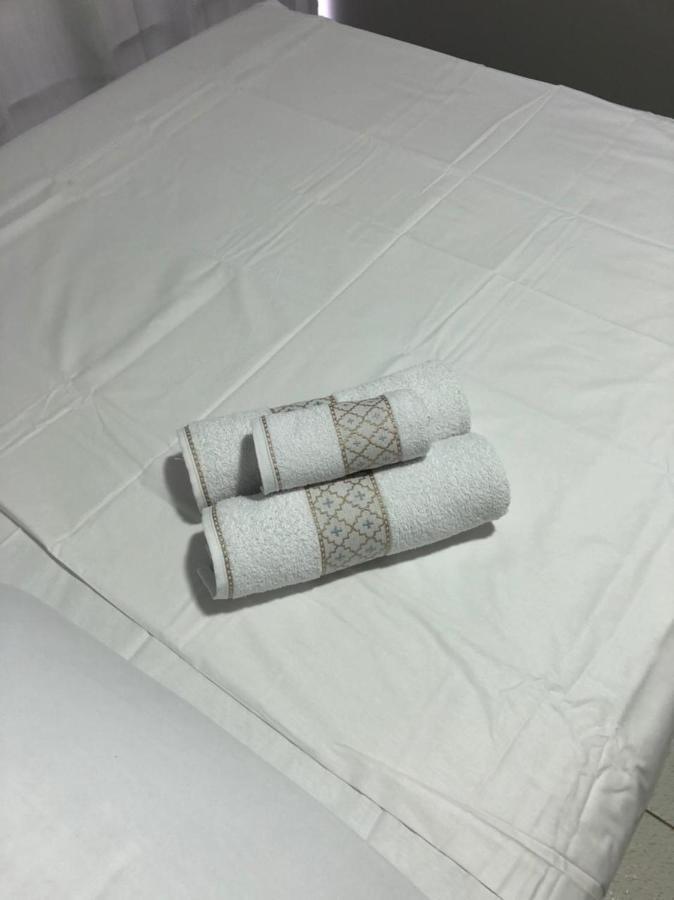 Hostel E Pousada Londrina Rodoviaria Centro Quartos Individuais Com Chave E Wi-Fi Exteriör bild