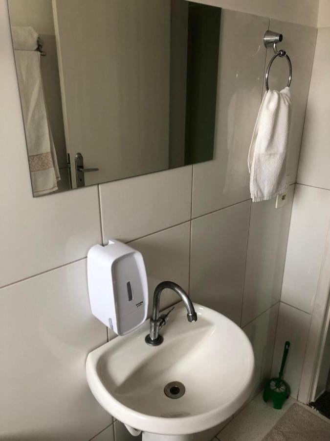 Hostel E Pousada Londrina Rodoviaria Centro Quartos Individuais Com Chave E Wi-Fi Exteriör bild